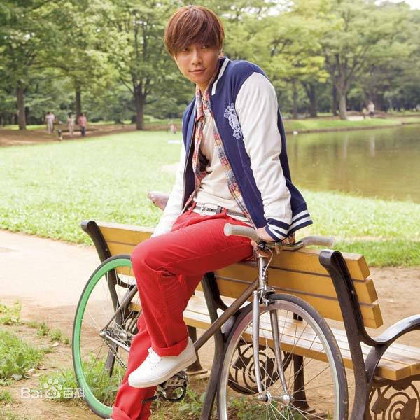 精选成宫宽贵(成宮寛貴（Hiroki Narimiya、なりみや ひろき）)精彩图册