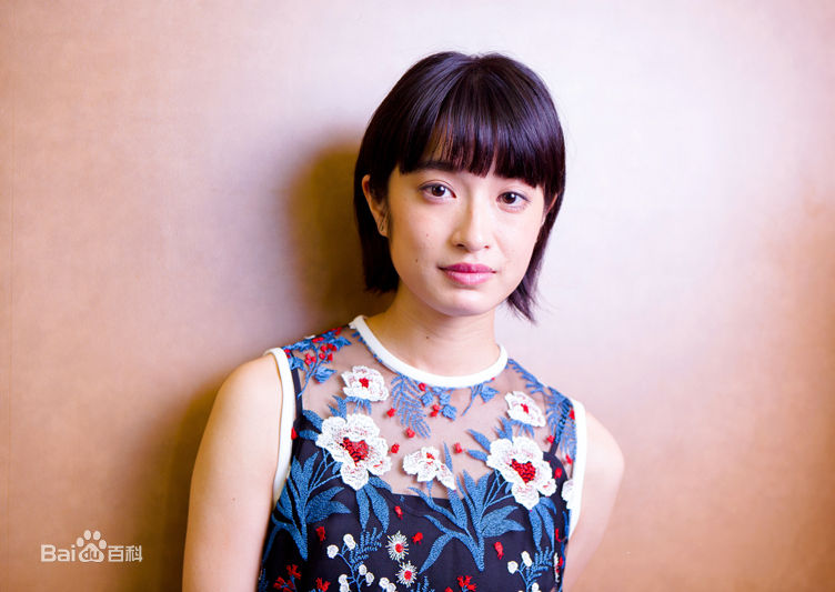 门胁麦(門脇麦（Kadowaki Mugi ）)最优质杂志相册