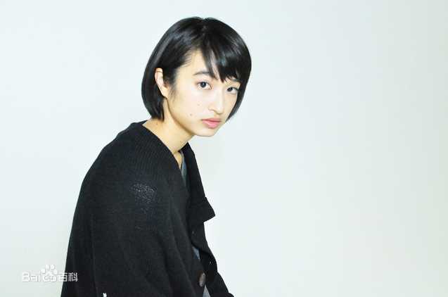 门胁麦(門脇麦（Kadowaki Mugi ）)最优质杂志相册