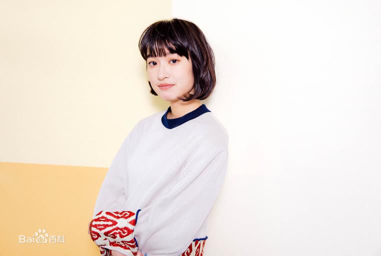 门胁麦(門脇麦（Kadowaki Mugi ）)最优质杂志相册