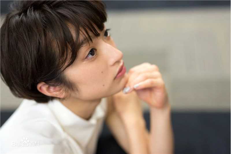 门胁麦(門脇麦（Kadowaki Mugi ）)最优质杂志相册