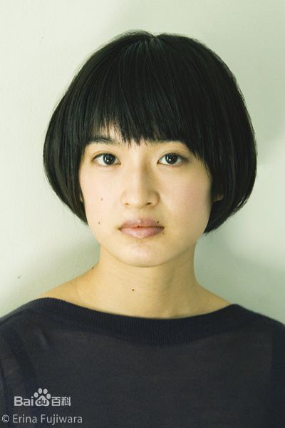 门胁麦(門脇麦（Kadowaki Mugi ）)最优质杂志相册