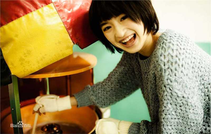 门胁麦(門脇麦（Kadowaki Mugi ）)最优质杂志相册