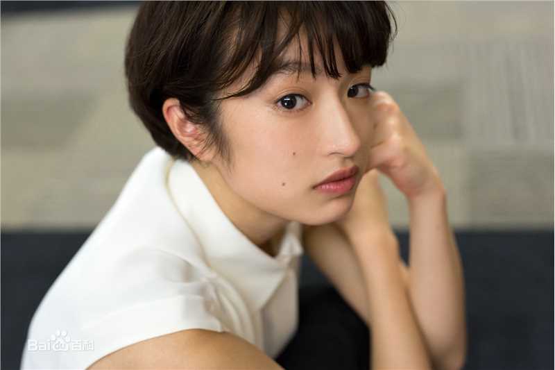 门胁麦(門脇麦（Kadowaki Mugi ）)最优质杂志相册