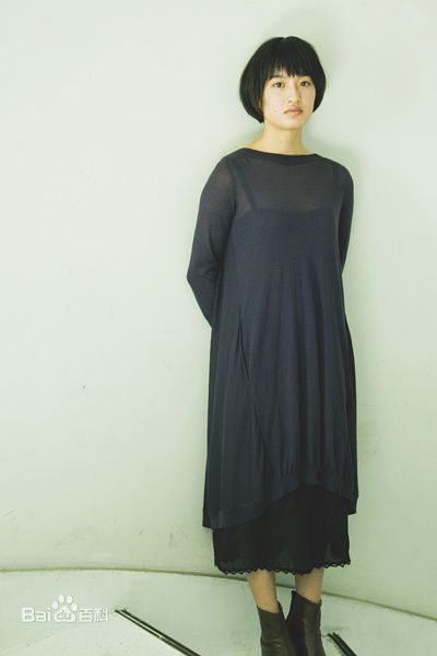 门胁麦(門脇麦（Kadowaki Mugi ）)最优质杂志相册