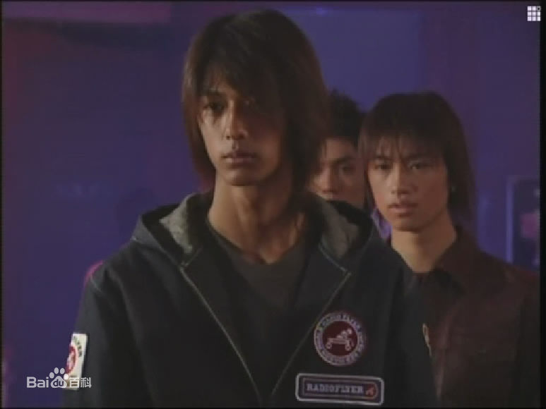 速水重道(速水もこみち、Mocomichi Hayami)辣妹逮捕令-截图-773X580P前后照片