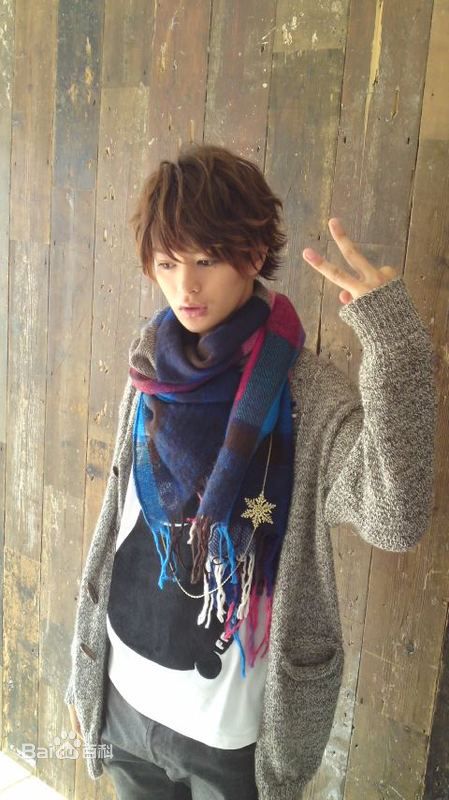 最新濑户康史(瀬戸康史（せと こうじ、Seto Kouji）)性感图片