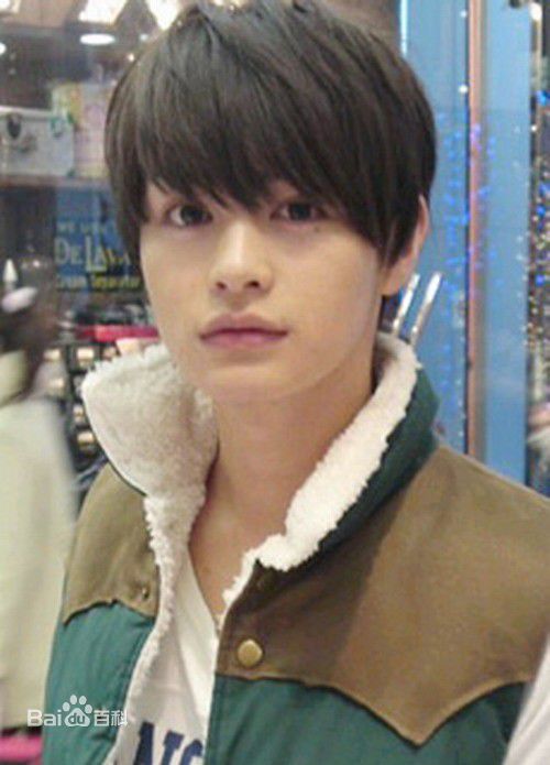 最新濑户康史(瀬戸康史（せと こうじ、Seto Kouji）)性感图片