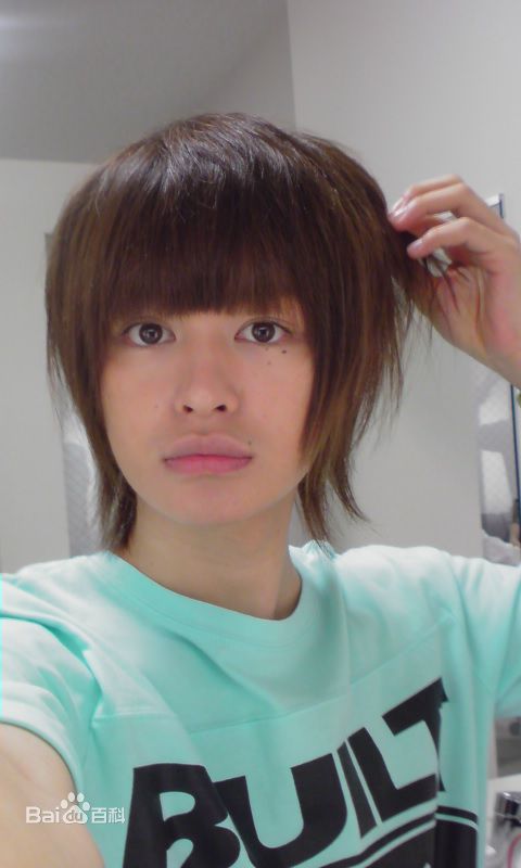 最新濑户康史(瀬戸康史（せと こうじ、Seto Kouji）)性感图片