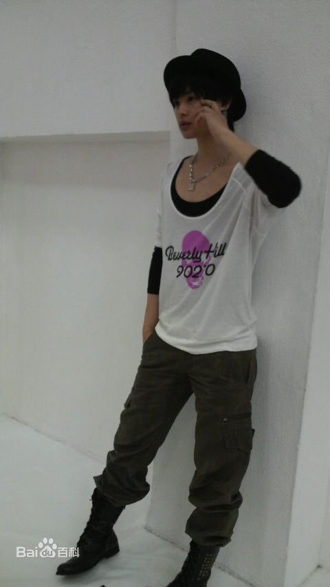 最新濑户康史(瀬戸康史（せと こうじ、Seto Kouji）)性感图片