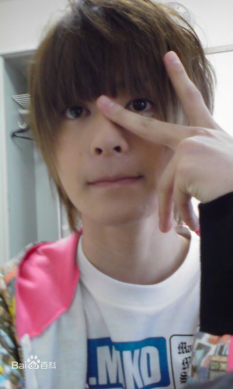 最新濑户康史(瀬戸康史（せと こうじ、Seto Kouji）)性感图片