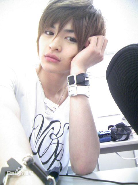 濑户康史(瀬戸康史（せと こうじ、Seto Kouji）)性感图片图集