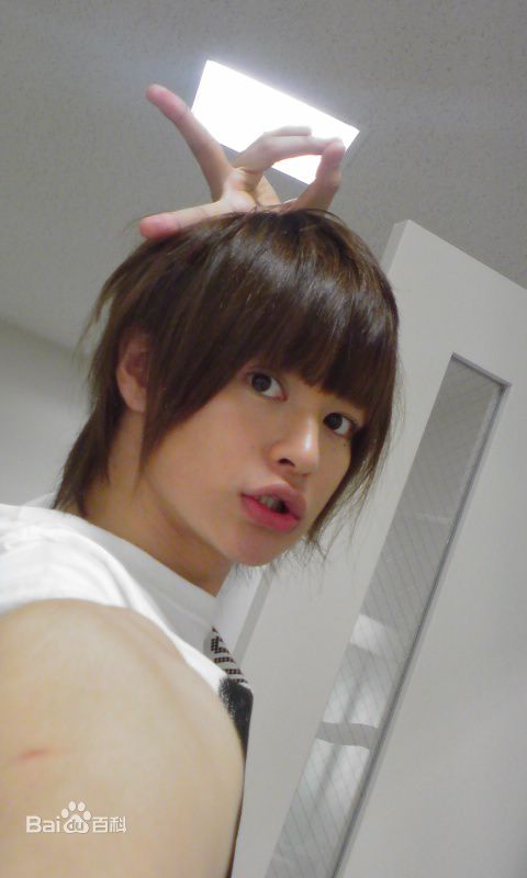 濑户康史(瀬戸康史（せと こうじ、Seto Kouji）)性感图片图集