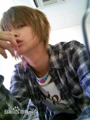 濑户康史(瀬戸康史（せと こうじ、Seto Kouji）)性感图片图集