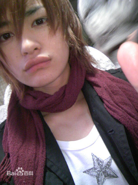 濑户康史(瀬戸康史（せと こうじ、Seto Kouji）)性感图片图集