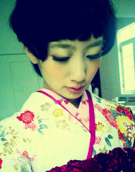 南波瑠(Haru)短发生活照图册