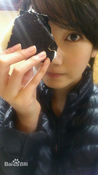 南波瑠(Haru)短发生活照图册