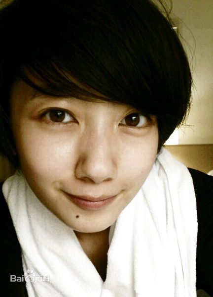 南波瑠(Haru)短发生活照图册