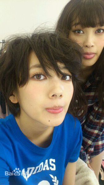 南波瑠(Haru)短发生活照图册