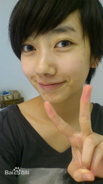 南波瑠(Haru)短发生活照图册