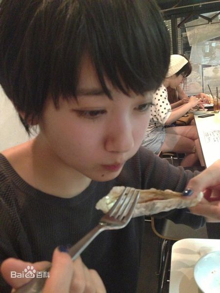 南波瑠(Haru)短发生活照图册