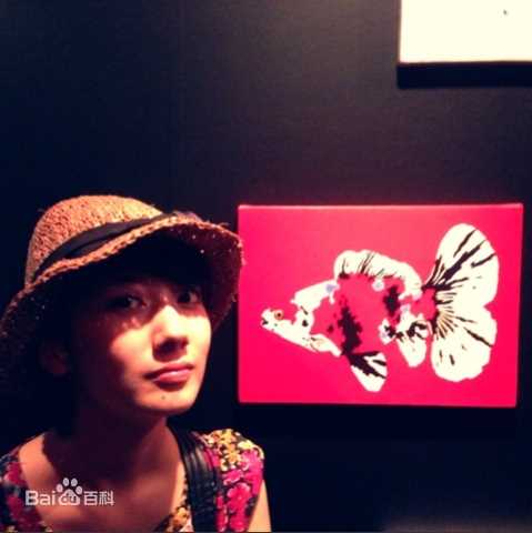 南波瑠(Haru)短发生活照图册