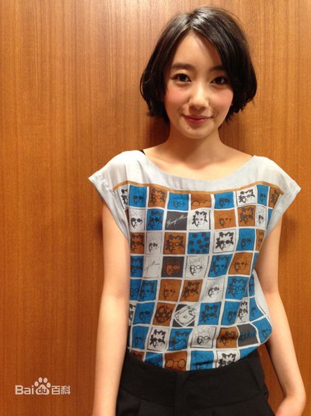 南波瑠(Haru)短发生活照图册