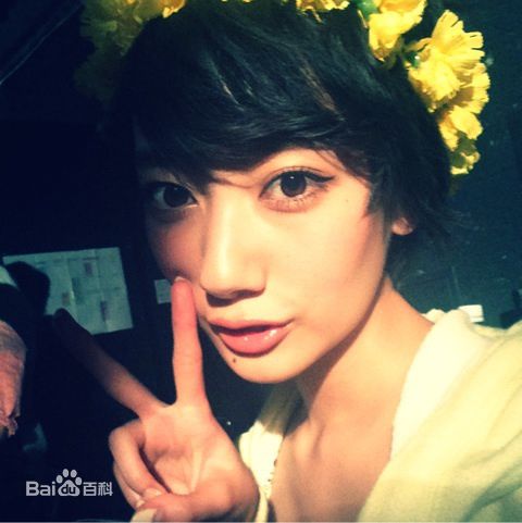 南波瑠(Haru)短发生活照图册