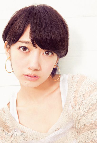 南波瑠(Haru)最新短发杂志壁纸