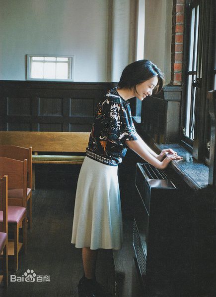 南波瑠(Haru)最新短发杂志壁纸