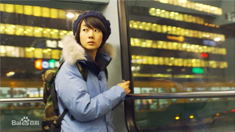 南波瑠(Haru)最新短发杂志壁纸