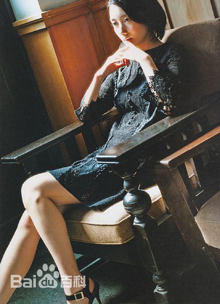 南波瑠(Haru)最新短发杂志壁纸