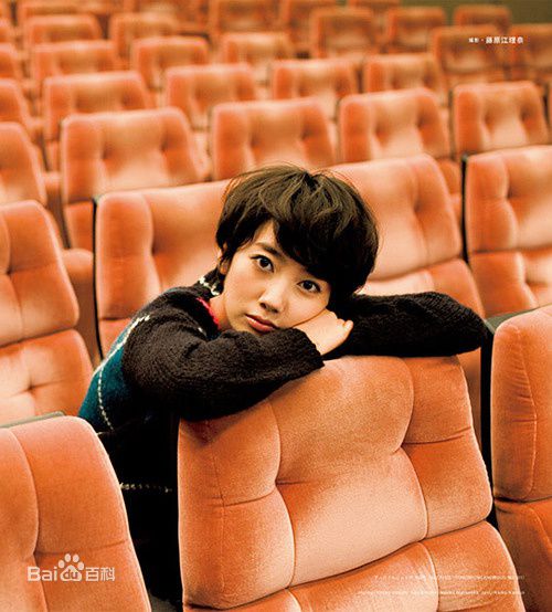 南波瑠(Haru)最新短发杂志壁纸