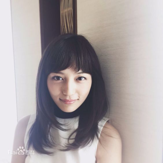 川口春奈(かわぐち　はるな)川口 春奈前后照片