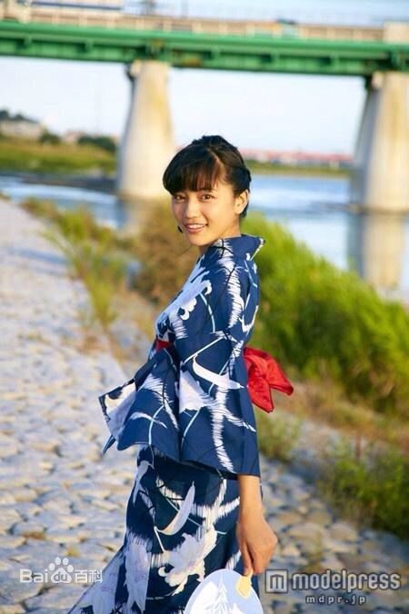 川口春奈(かわぐち　はるな)川口 春奈前后照片