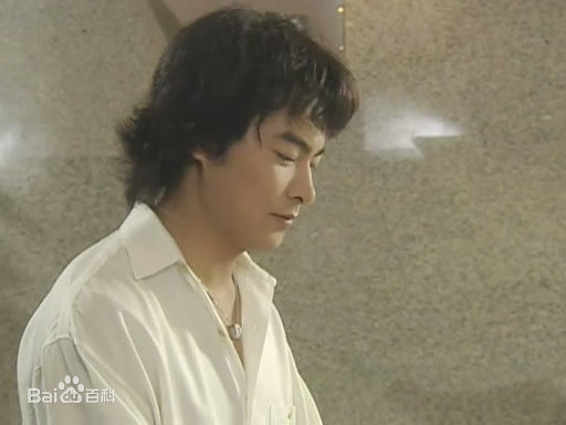 于波(Apollo)《水晶之恋》 精选剧照