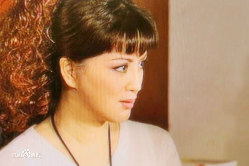 宫雪花香港一家人剧情图片图集