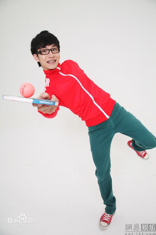 精选谭佑铭(Jackie Tam、Jaki)在《快乐你要带回家·谭杰希青印象纪念册》中的图册