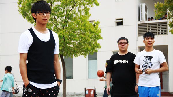 最全谭佑铭(Jackie Tam、Jaki)在电影《全城高考》中的壁纸