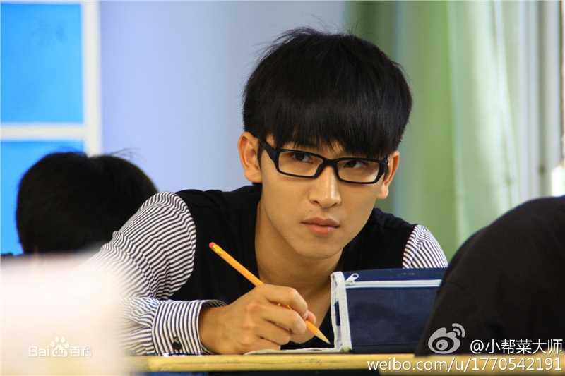 最全谭佑铭(Jackie Tam、Jaki)在电影《全城高考》中的壁纸