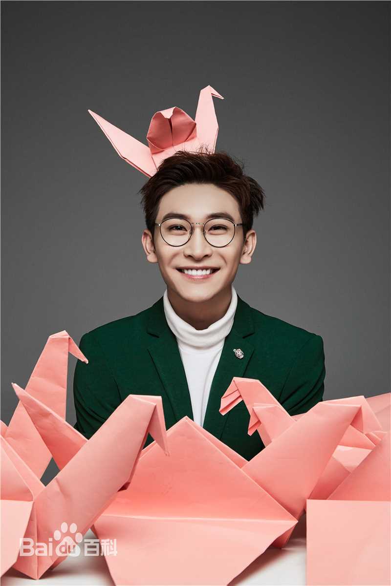 谭佑铭(Jackie Tam、Jaki)最新壁纸