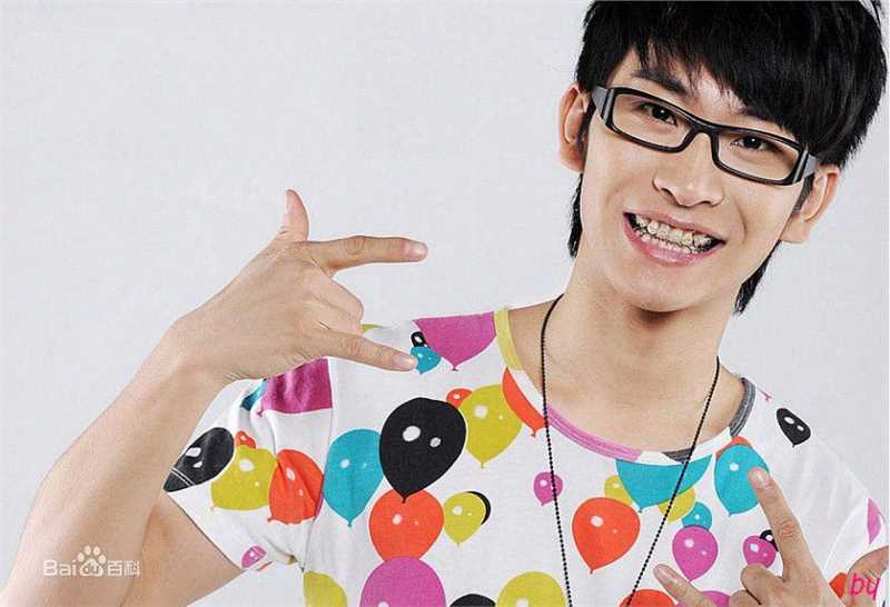 谭佑铭(Jackie Tam、Jaki)最优质报纸杂志相册