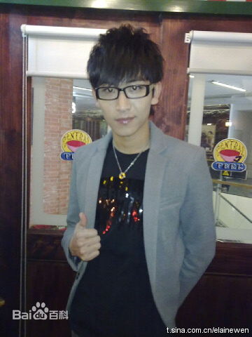 谭佑铭(Jackie Tam、Jaki)微博贴图壁纸壁纸