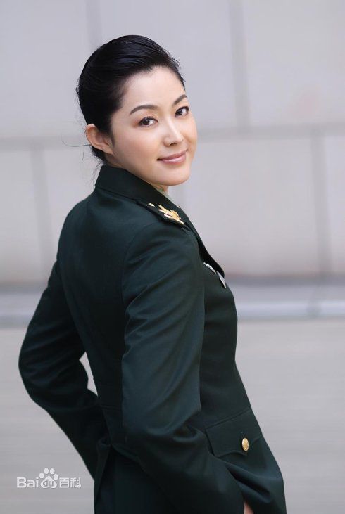 汪裴(wangpei)演员素颜照壁纸