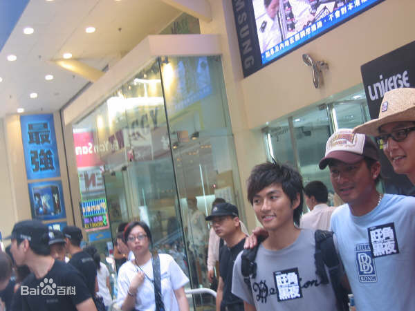 最优质梁俊一(Anson)在出席《旺角黑夜》的宣传活动中的相册