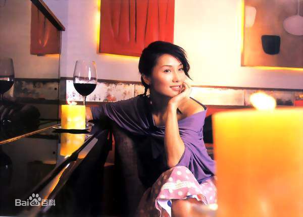 高清袁彩云(Fiona Yuen)图片