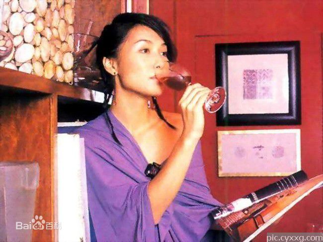 高清袁彩云(Fiona Yuen)图片