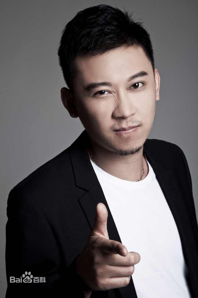 田羽生导演前后照片