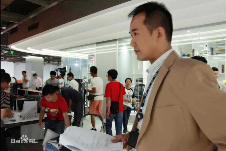 最新卢庆辉(Lo Hing-Fai Marco)性感图片