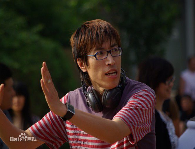 最新李克龙在《潘多拉的宝剑》首映式照片中的壁纸